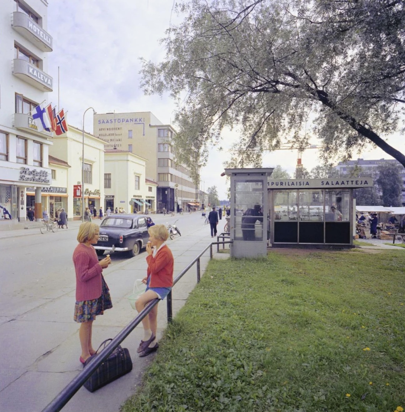 Good conversation and clean streets